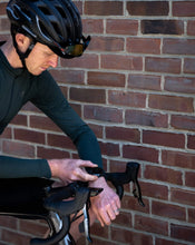 Load image into Gallery viewer, Wahoo ELEMNT Bolt V2 GPS Cycling/Bike Computer